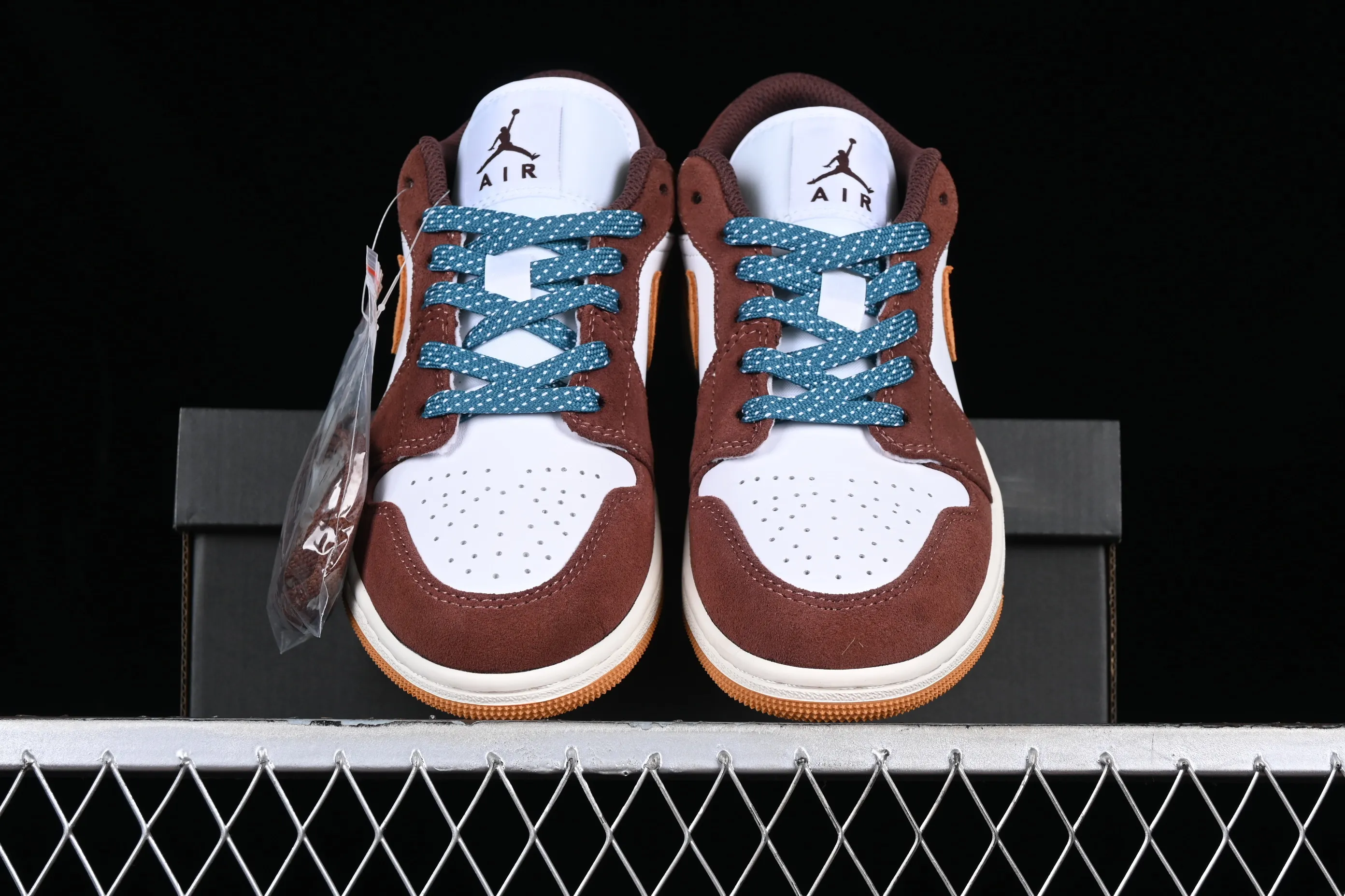 All categories Air Jordan Jordan series basketball shoes Air Jordan 1 Low Z version Air Jordan 1 Low "Cacao Wow" AJ1 Joe 1 Mocha color low-top cultural casual sneakers FB2216-200